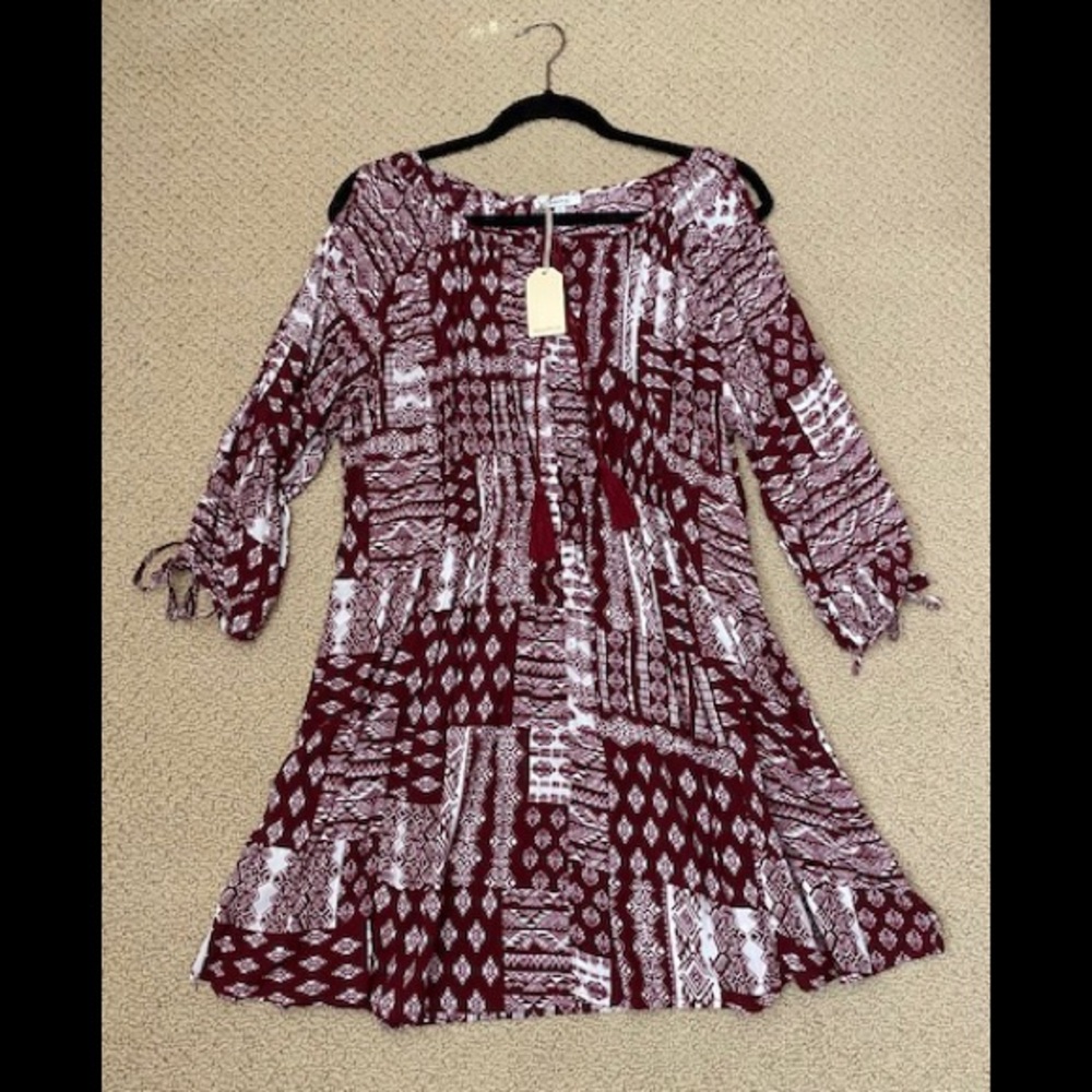 Jodifl Red Multi-Print Split 3/4 Sleeves